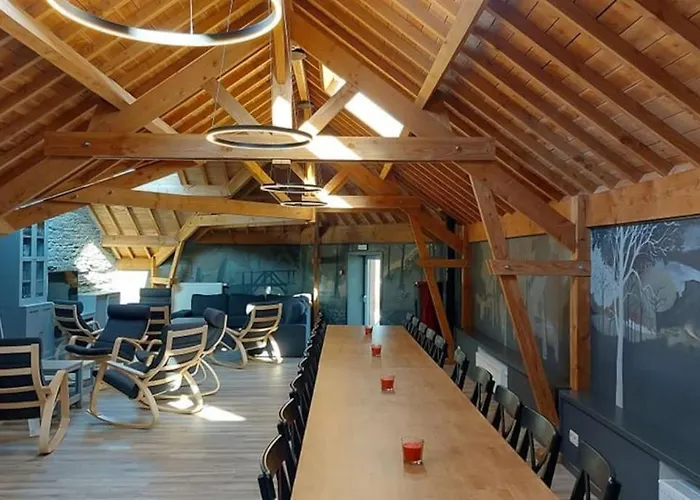 Sous Le Charme - Gite Rural Grande Capacite