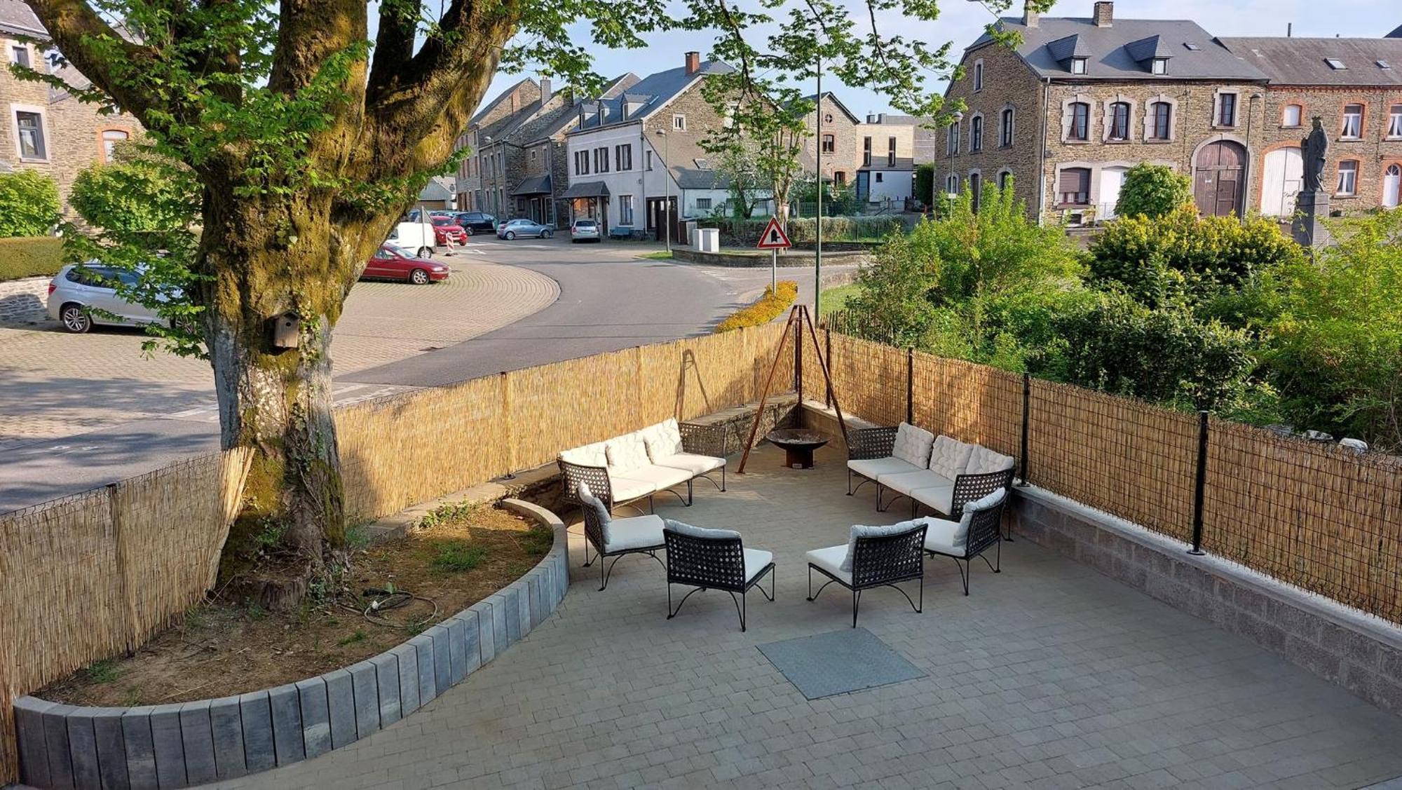 Sous Le Charme - Rural Grande Capacite Herbeumont